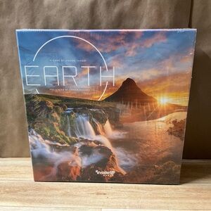 New! Earth Board Game NEW Sealed Maxime Tardif Conor Mcgoey Insideup Games